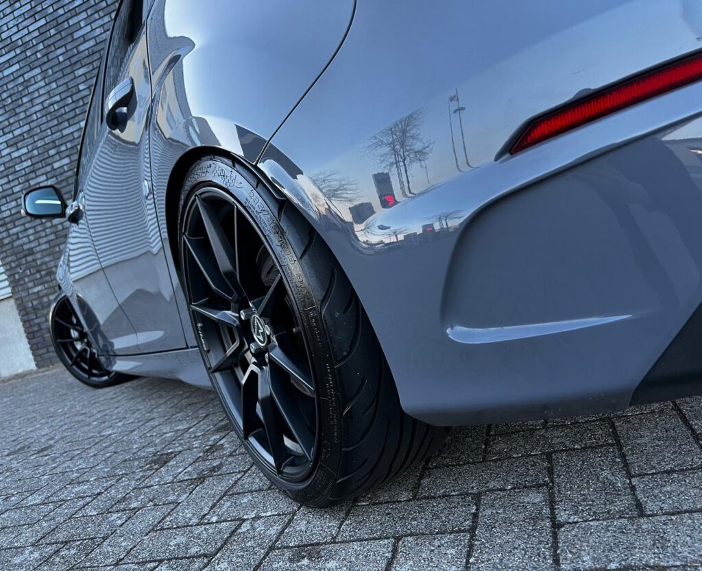 FORD FOCUS RS STEAL GREY