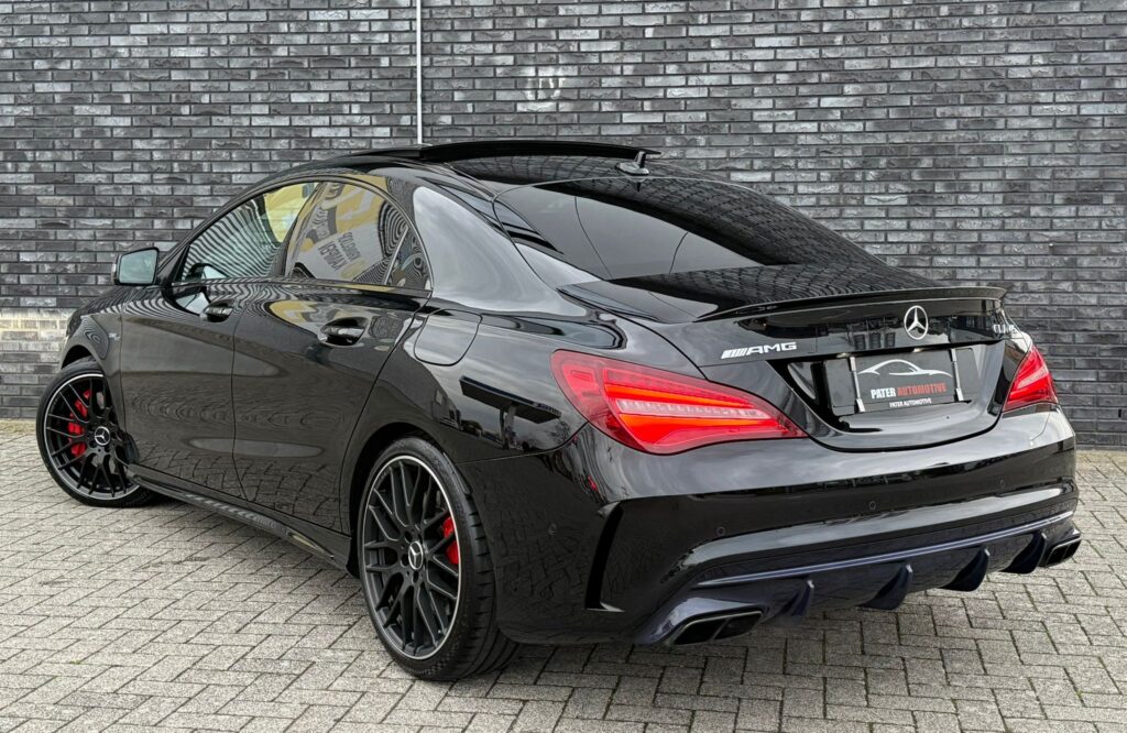 MERCEDES CLA AMG