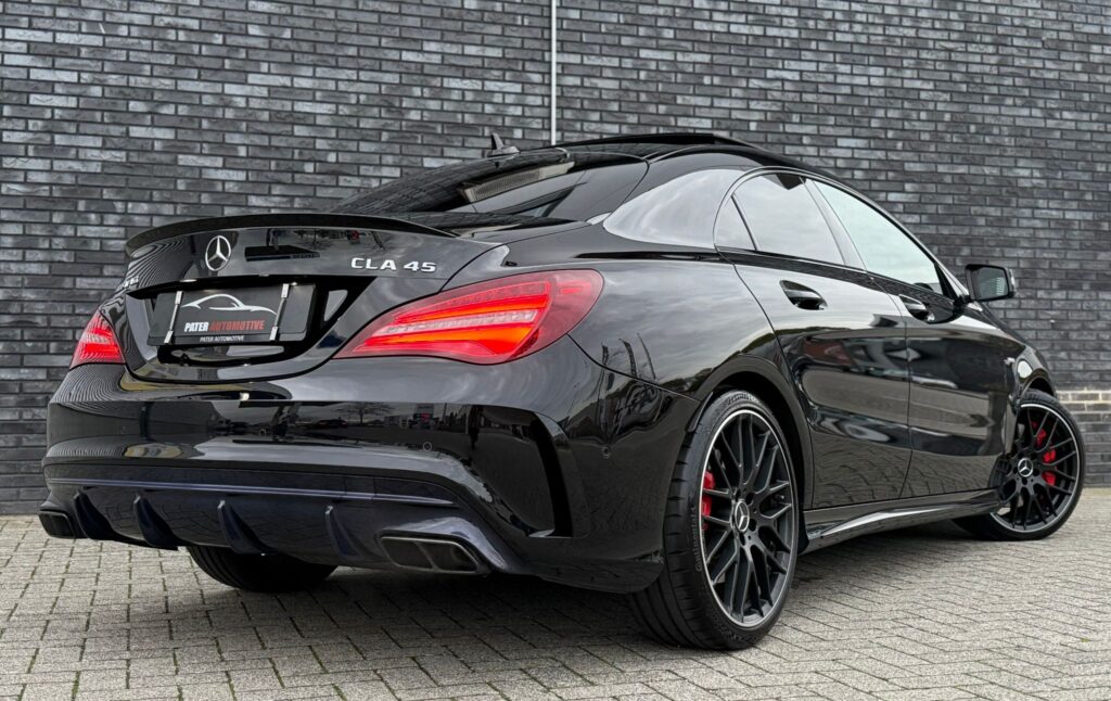 MERCEDES CLA AMG